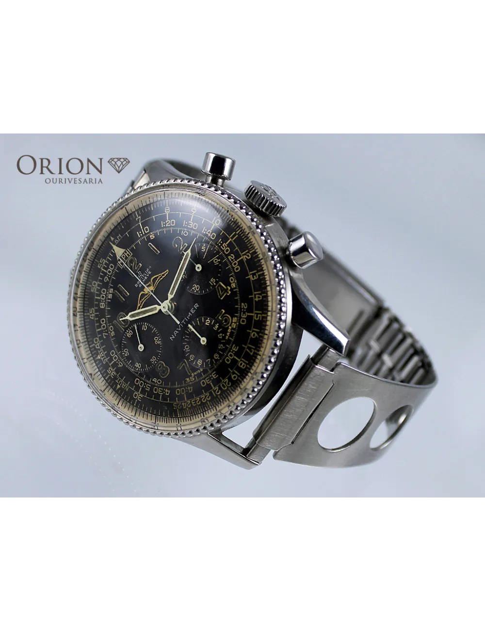Breitling Navitimer