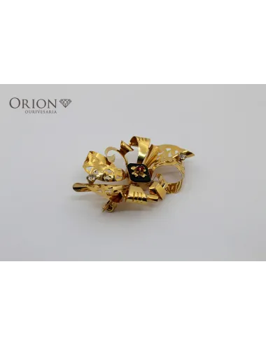 Brooch