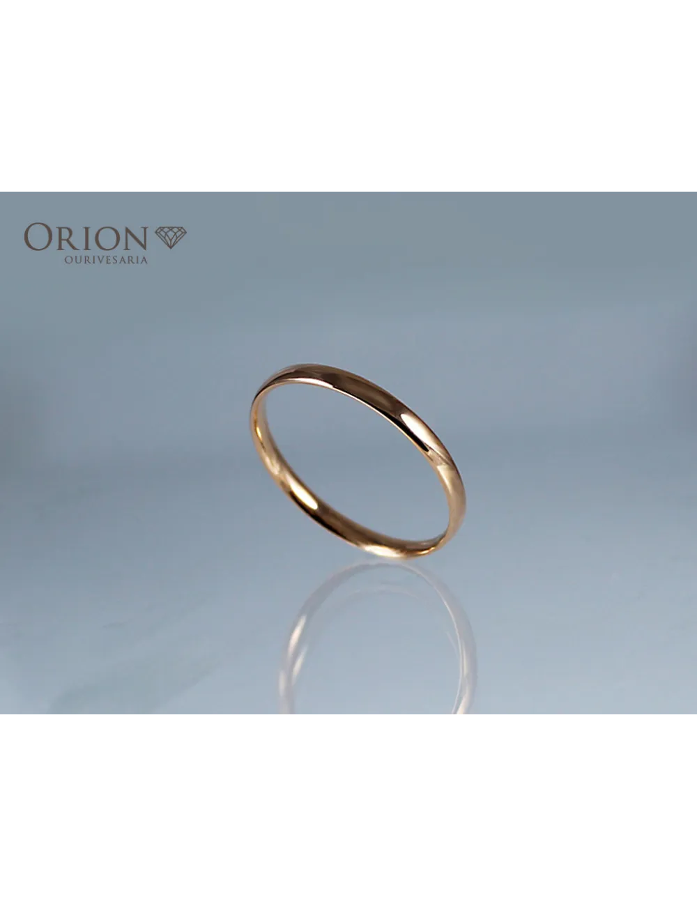 Gold wedding ring