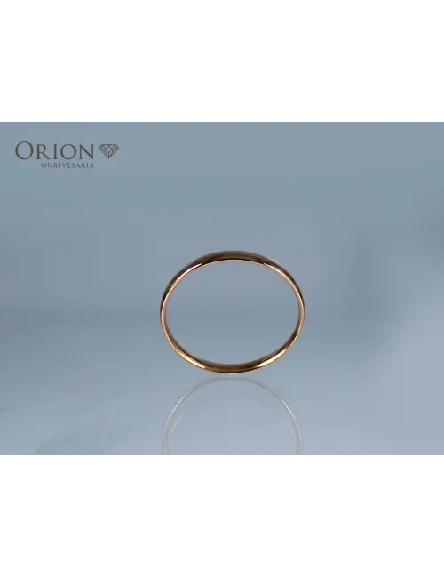 Gold wedding ring