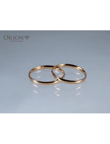 Gold wedding ring
