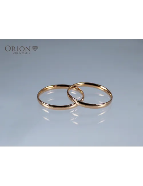 Gold wedding ring