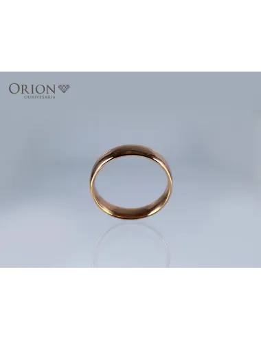 Gold wedding ring