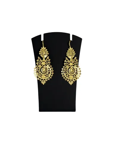 Royal-style earrings