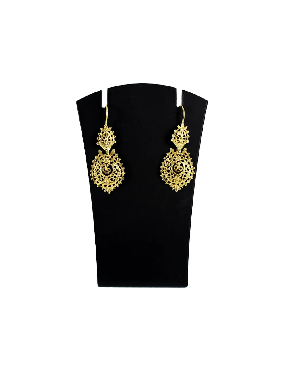Royal-style earrings
