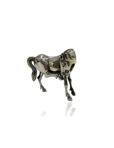 Cavalo em Prata