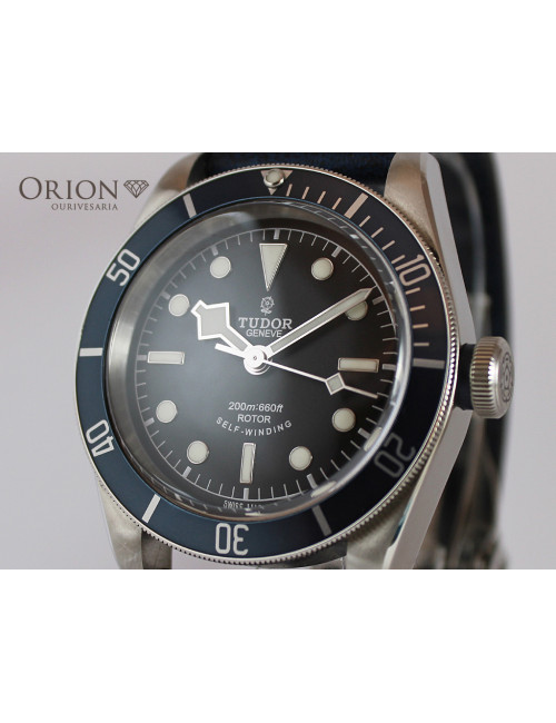 Tudor Heritage Black Bay