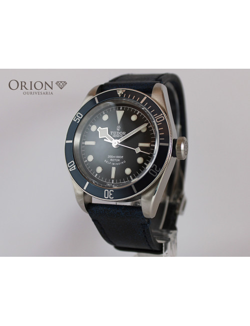 Tudor Heritage Black Bay